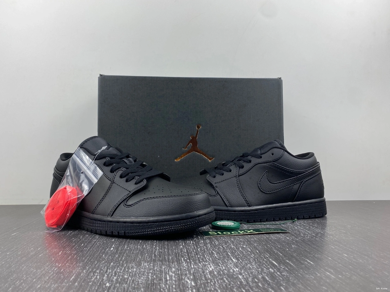 Low Air Jordan 1 553558-091 'Triple Black' 0324